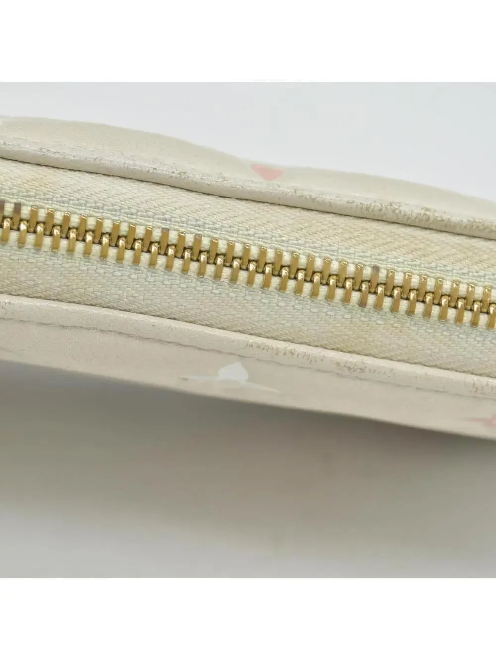 $1490 Louis Vuitton Tricolor Monogram Embossed LambskinZippy